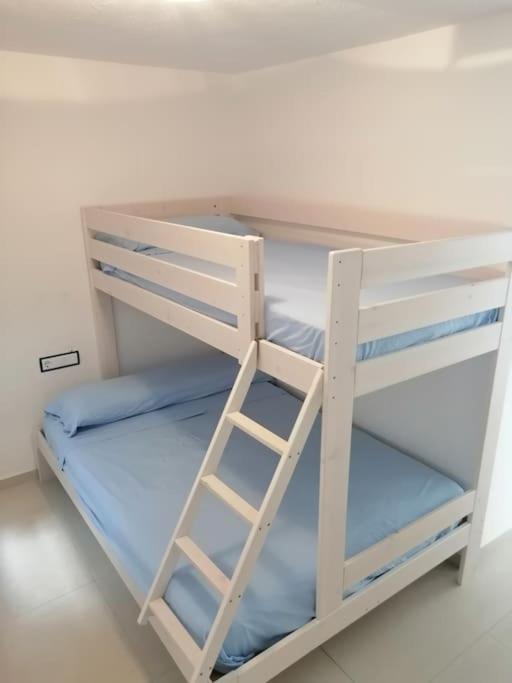 Apartamento Completo En Кадакес Экстерьер фото
